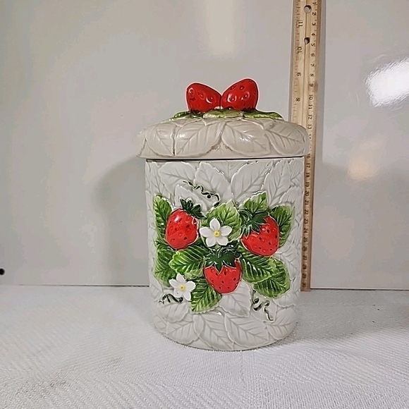 Strawberry Ceramic Canister Set - Picture 11 of 16